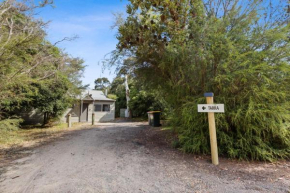 Tarra - Waterfront Retreat